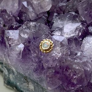 BVLA Yellow Gold Mini Choctaw Authentic White Opal